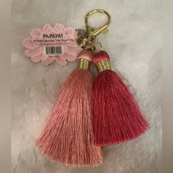 Papaya Madame Twin Tassel Clip - Picture 4 of 5